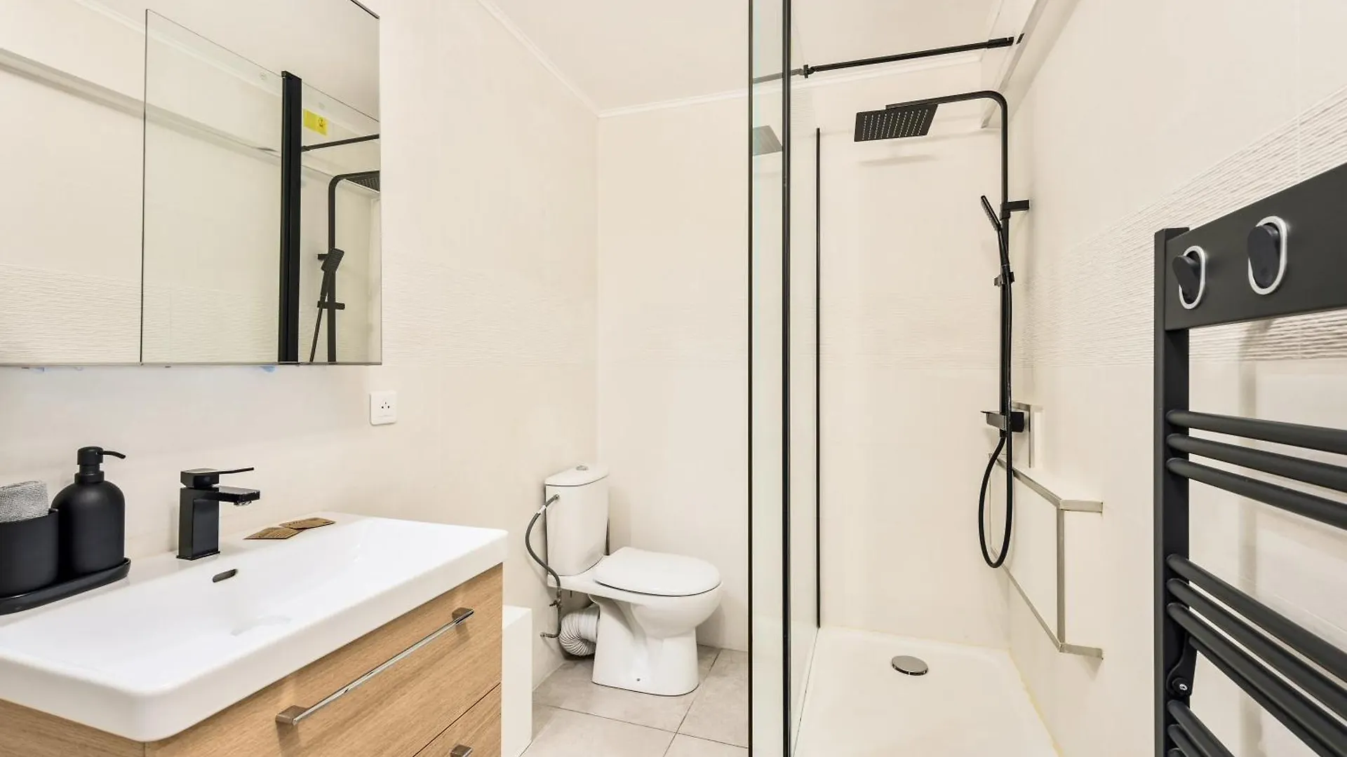 Studio Moderne Menton