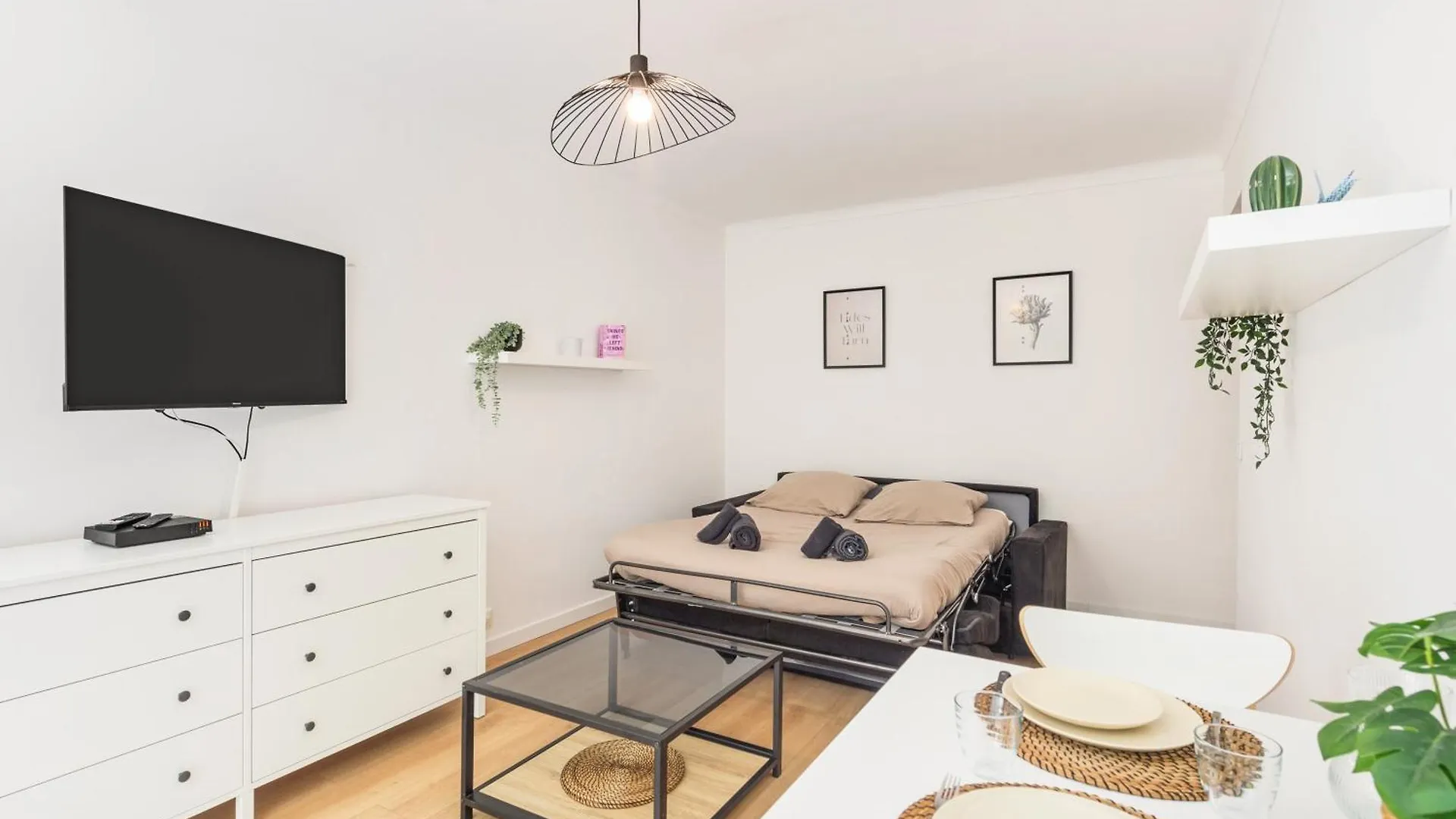 Studio Moderne Menton